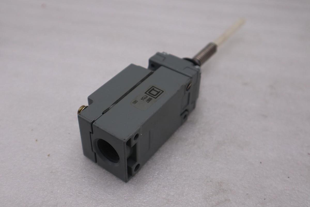Used Telemecanique Sensors 9007C54j Heavy Duty Limit Switch, Wobble Stick NEW #GF706A