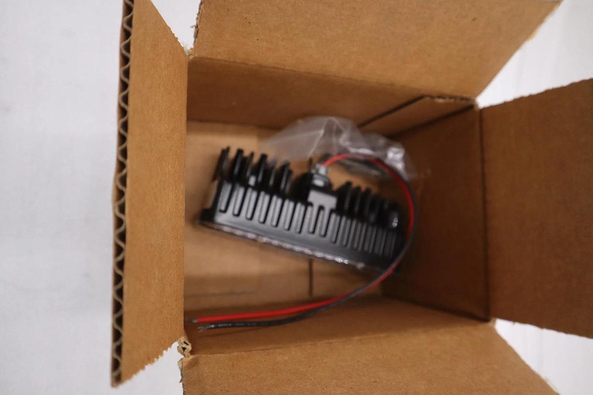 Used J.W. Speaker 1603651 793 12110V Amber Stripe Light - STOCK GF255A