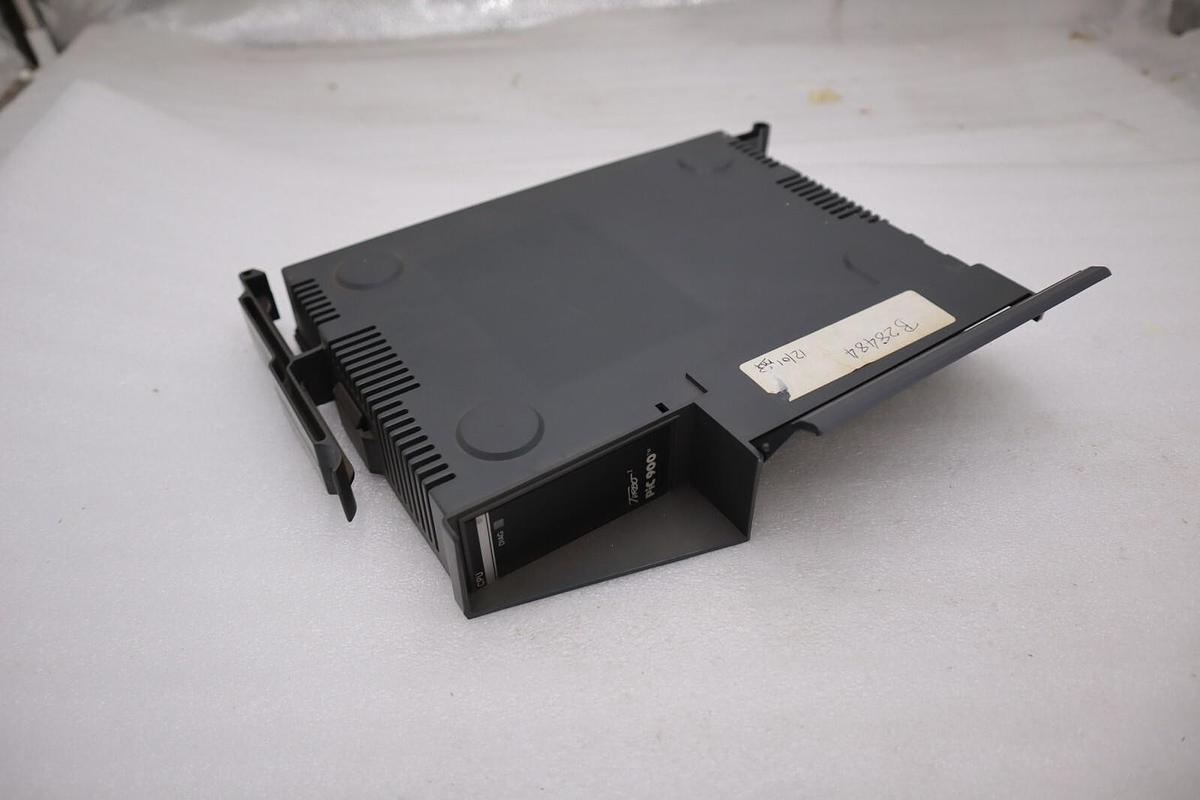Used FIVES GIDDINGS & LEWIS 502-03794-40R1 PIC900 PROGRAMMABLE INDUSTRIAL COMPUTER