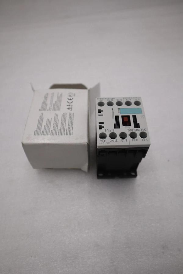 New Siemens contactor 3RT1016-1BB42 3RT10161BB42 New With Box Stock G700A
