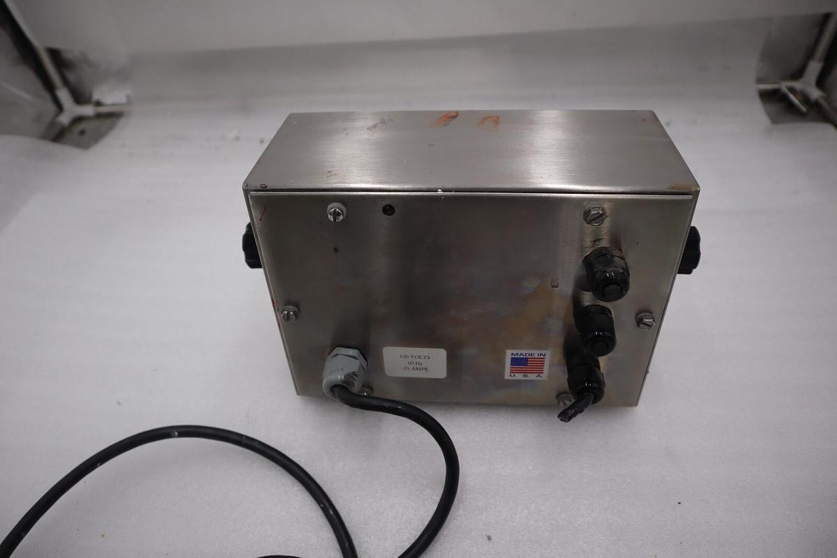 Used 7400 Pennsylvania Scale Digital Indicator Series STOCK 3426-D