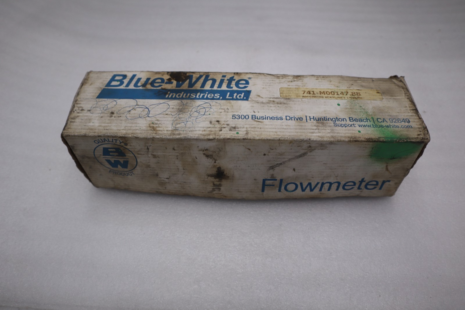 Used NEW OPEN BOX Blue White Industries F-40750LN-16 1" Flow Meter STK 5711CC