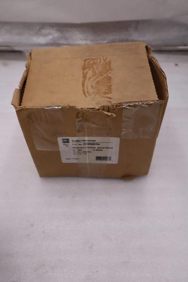CUTLER-HAMMER INDUSTRIAL CONTROL TRANSFORMER 350VA C0350E2A NEW STOCK 844B