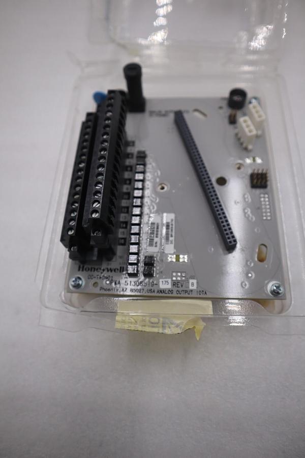 NEW HONEYWELL CC-TAON01/ 51306519-175 REV. B Analog Output I0TA PWA STOCK G189A