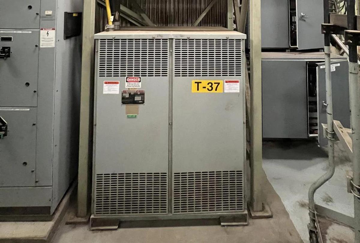 Used 4160/480 FEDERAL PACIFIC DRY TYPE TRANSFORMER 275 KVA (T37)