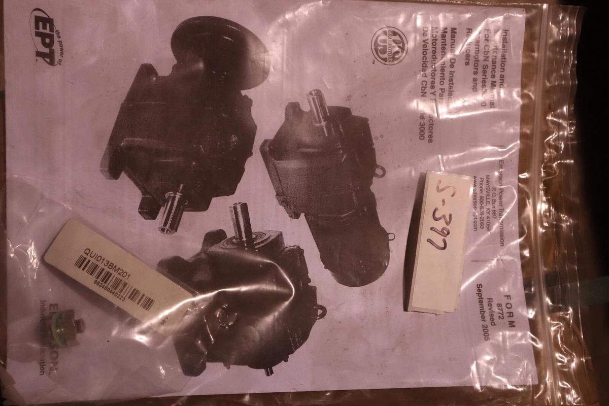 GEARMOTORS CBN3363SB3U182TC SERIES 3000 GEAR REDUCER STOCK #S-397