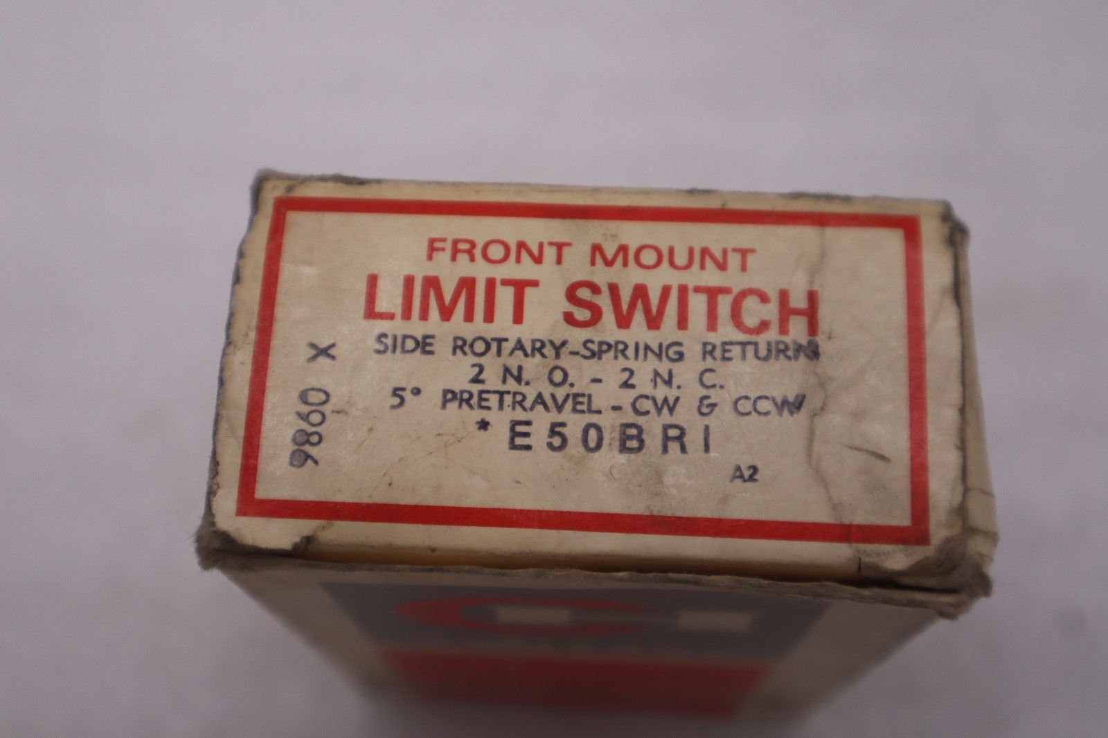 Used CUTLER HAMMER EATON CORPORATION E50SB / E50SB LIMIT SWITCH STOCK K1632A