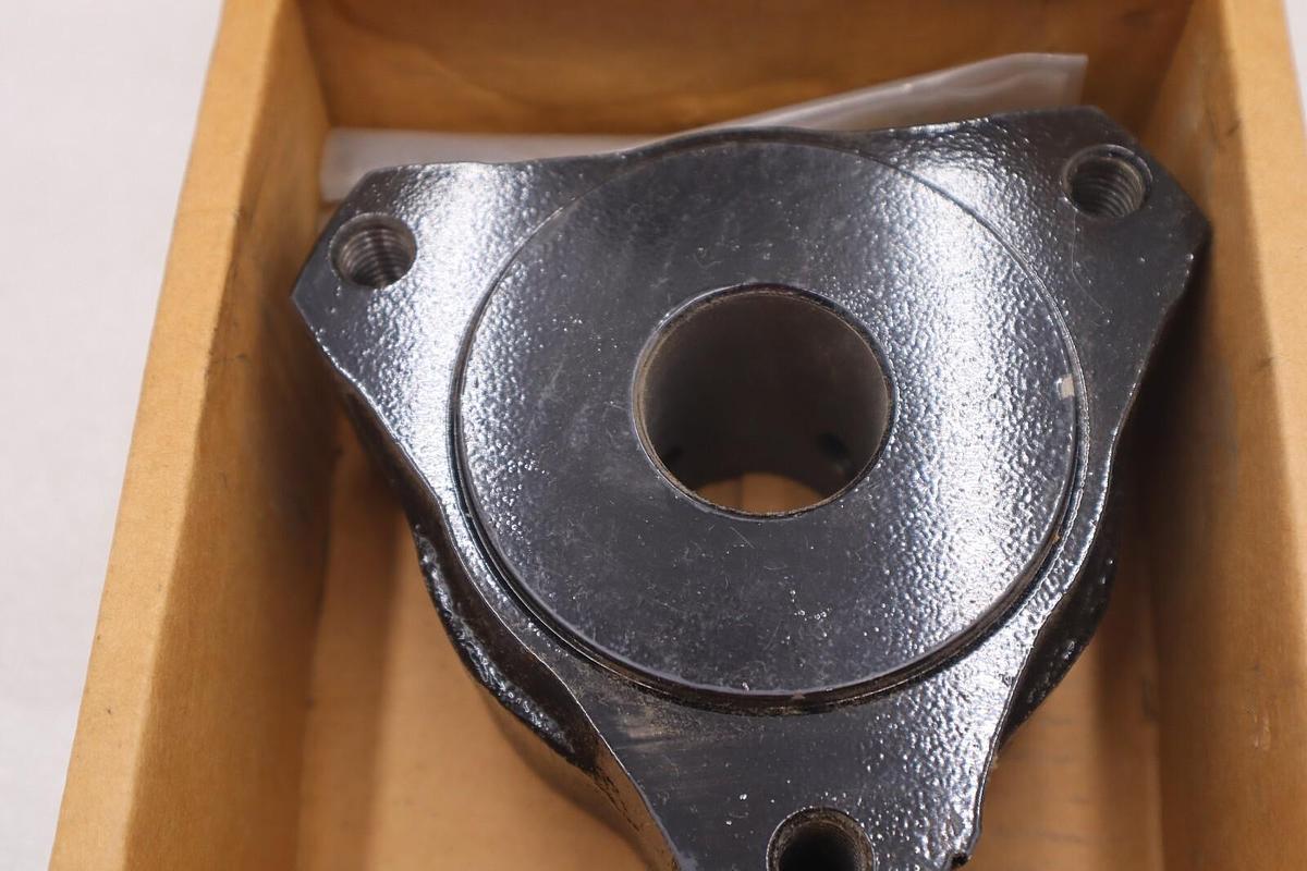 Used LOVEJOY 685144 39268 80 DLT HUB 1 -3/8 COUPLING STOCK #3258