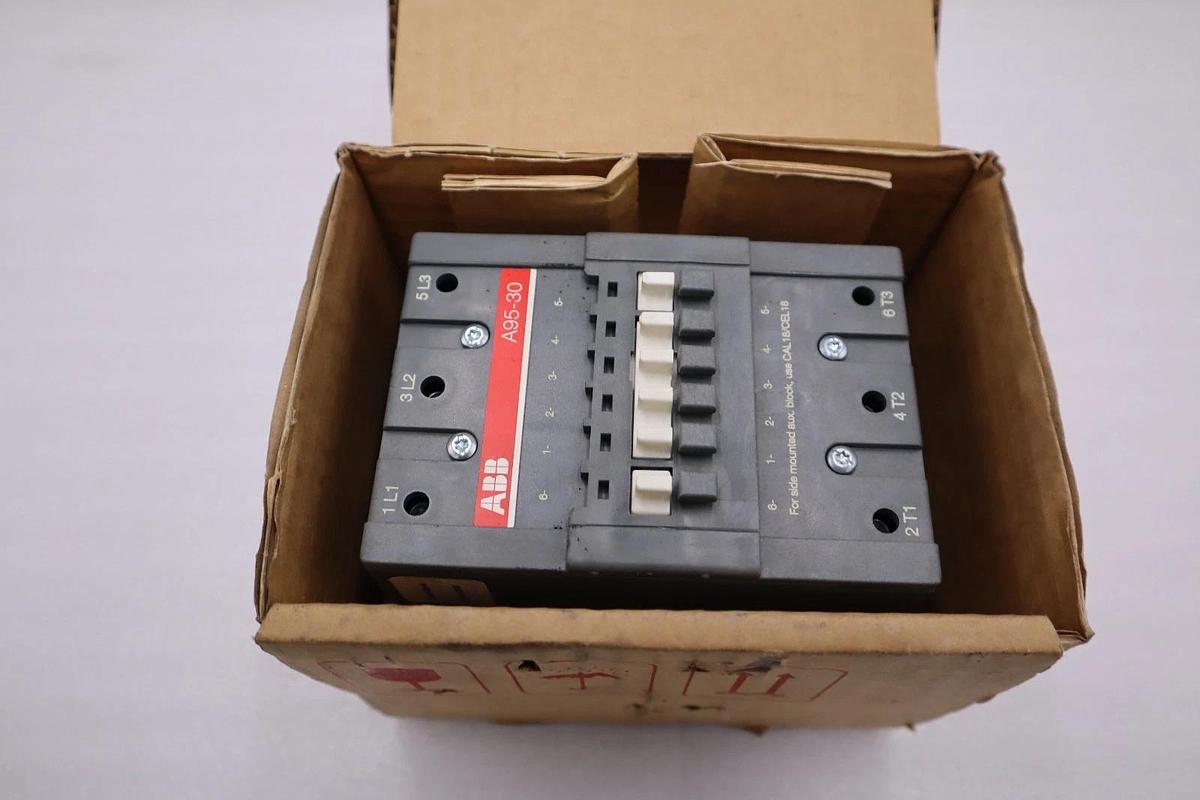 NEW OPEN BOX ABB A95-30-01E-84 Contactor STOCK H1702