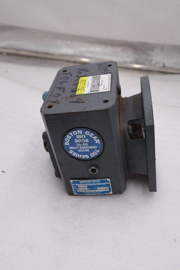 Used BOSTON GEAR H718-5-H-P16 Right Angle Hollow Shaft Worm Gear Speed Reducer #H981