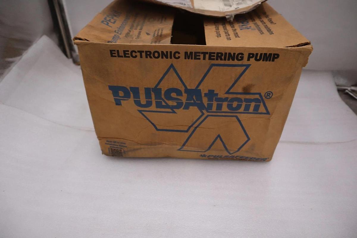 PULSATRON PULSAFEEDER LMH6KAKTC3XXX / LMH6KA-KTC3-XXX NEW IN BOX STOCK GF-469