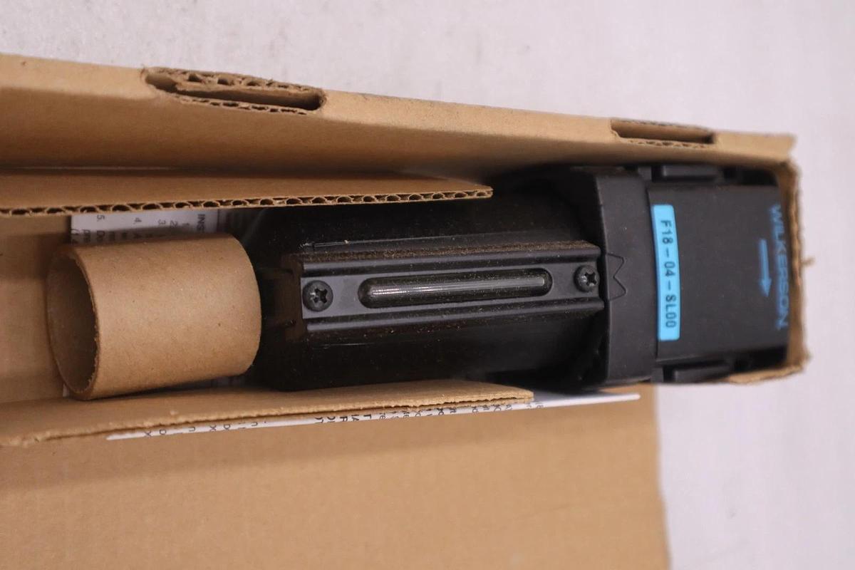 Used Wilkerson F18-04-SL00 Air Filter 6D784 - NEW - STOCK GF667A
