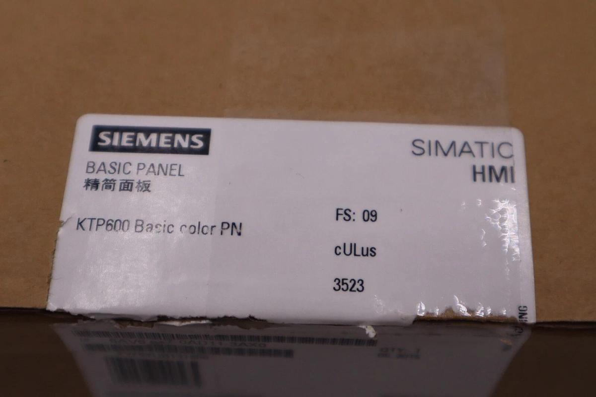 Used NEW IN BOX Siemens 6AV6 647-0AD11-3AX0 KTP600 Basic Color Touch Panel #3482A