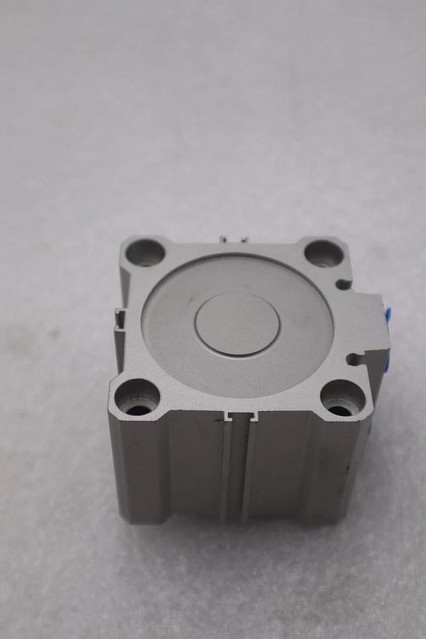 NEW OPEN BOX SMC CQ2KB50-20D / CQ2KB5020D COMPACT CYLINDER STK S-363