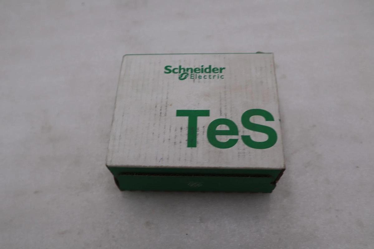 Used NEW SCHNEIDER ELECTRIC LC1D12BD 24VDC 25A STK GF501A