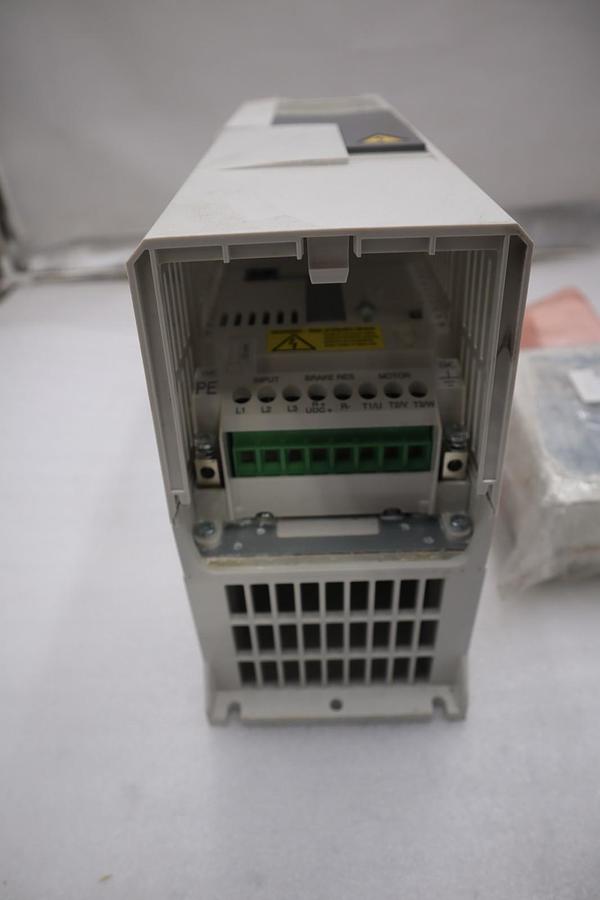 Used ACS580-01-09A0-6 AC DRIVE SERIES GENERAL PURPOSE 3 PHASE 5 HP - STOCK GF-301