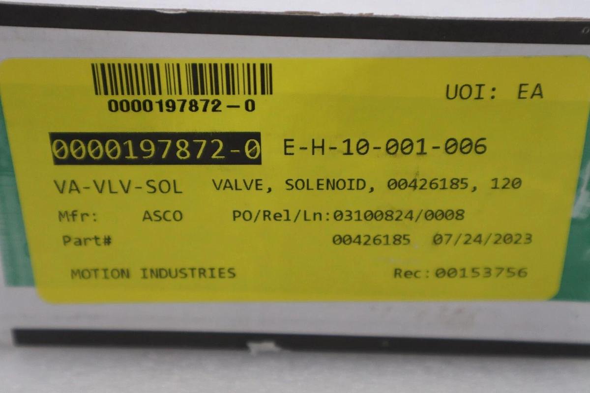 Used NEW IN BOX  ASCO EF8017G002 SOLENOID VALVE 120VAC 60HZ STOCK G557