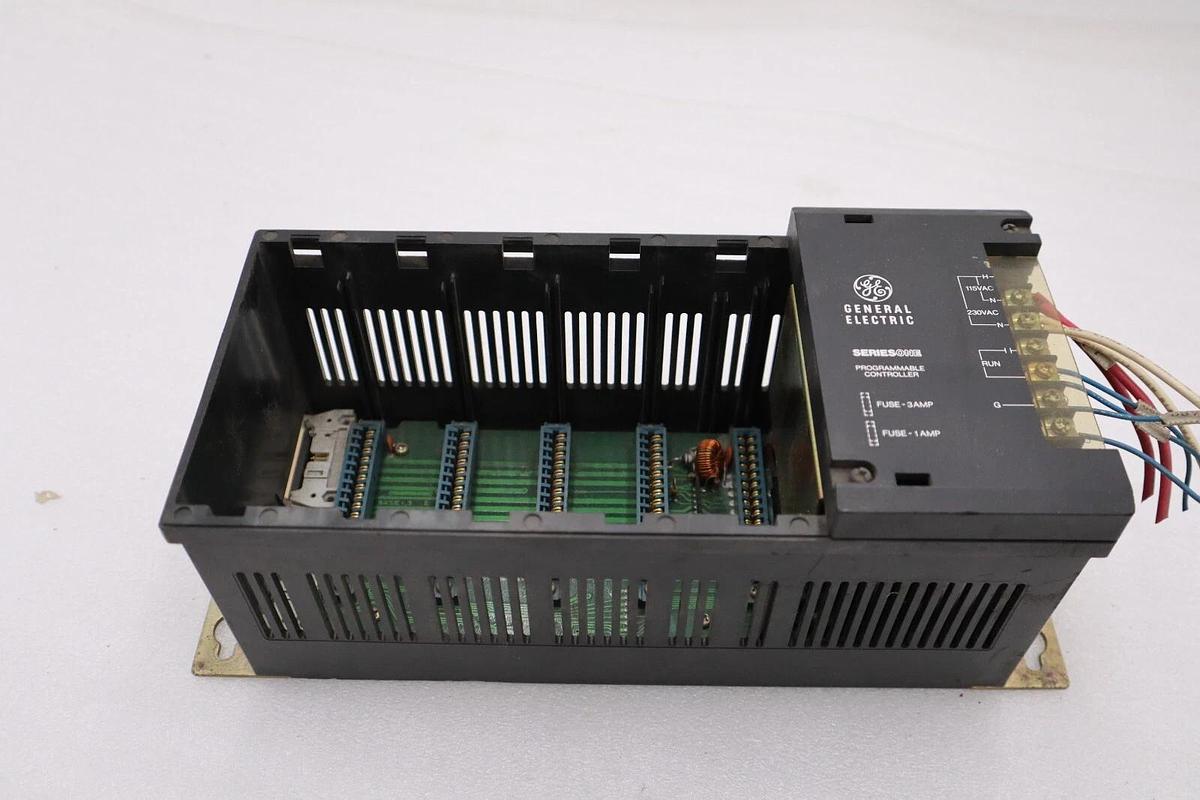 Used GENERAL ELECTRIC IC610CHS100A RACK w/POWER SUPPLY SERIES ONE STOCK 1396C