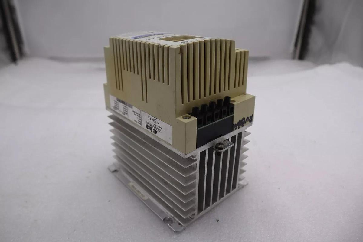 Used Lenze AC Tech TF420 SCM Series Variable Speed Motor Drive 2 HP STOCK 4345