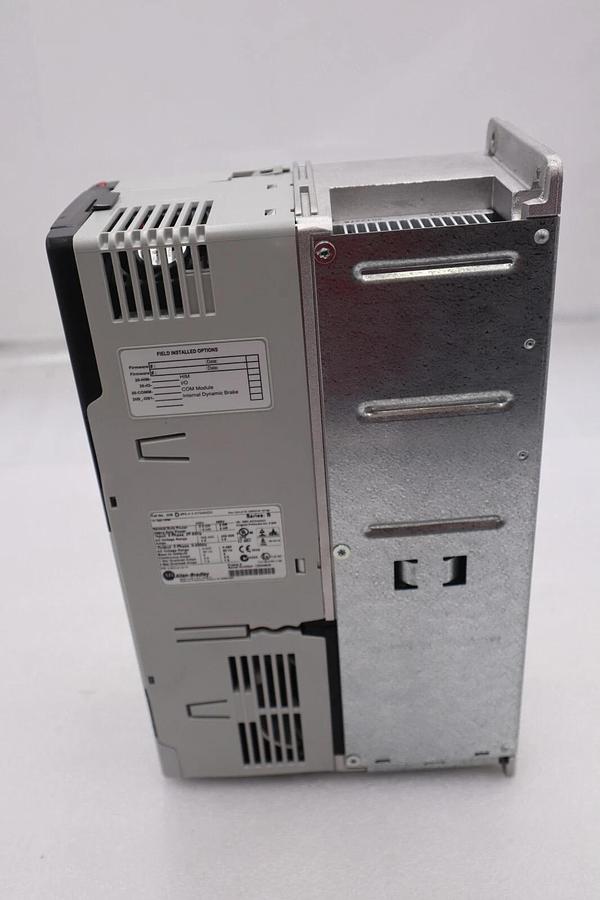 Used NEW ALLEN BRADLEY POWERFLEX 700 20BD5P0A0AYNAND0 480V 3 HP  #1858A