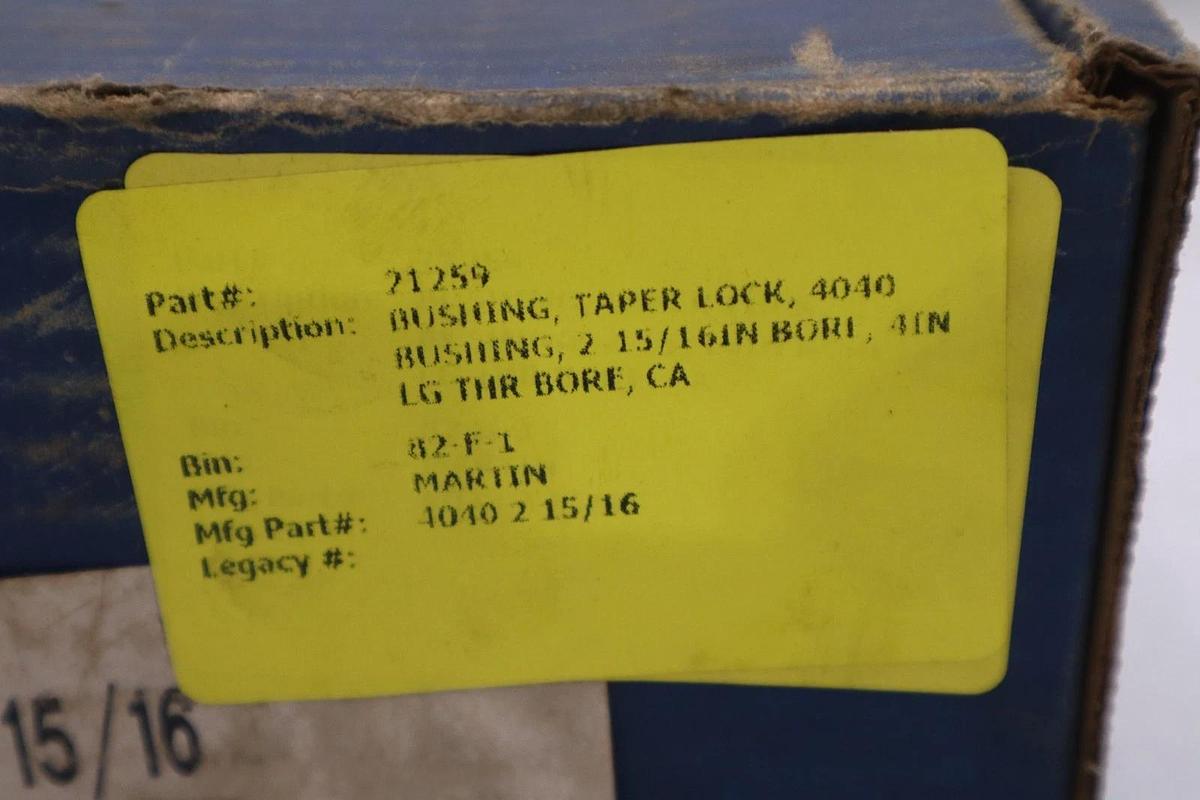 NEW OPEN BOX MARTIN 4040 2 15/16  TAPER LOCK BUSHING STK CC168