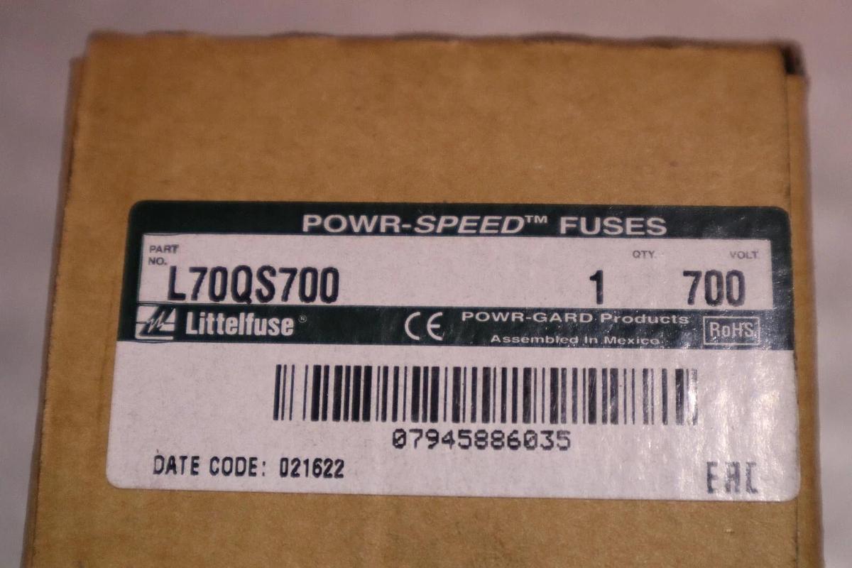 Used Littelfuse L70QS700 POWR-SPEED ROUND-BODY 2ND GEN SEMICONDUCTOR FUSE STOCK 5793