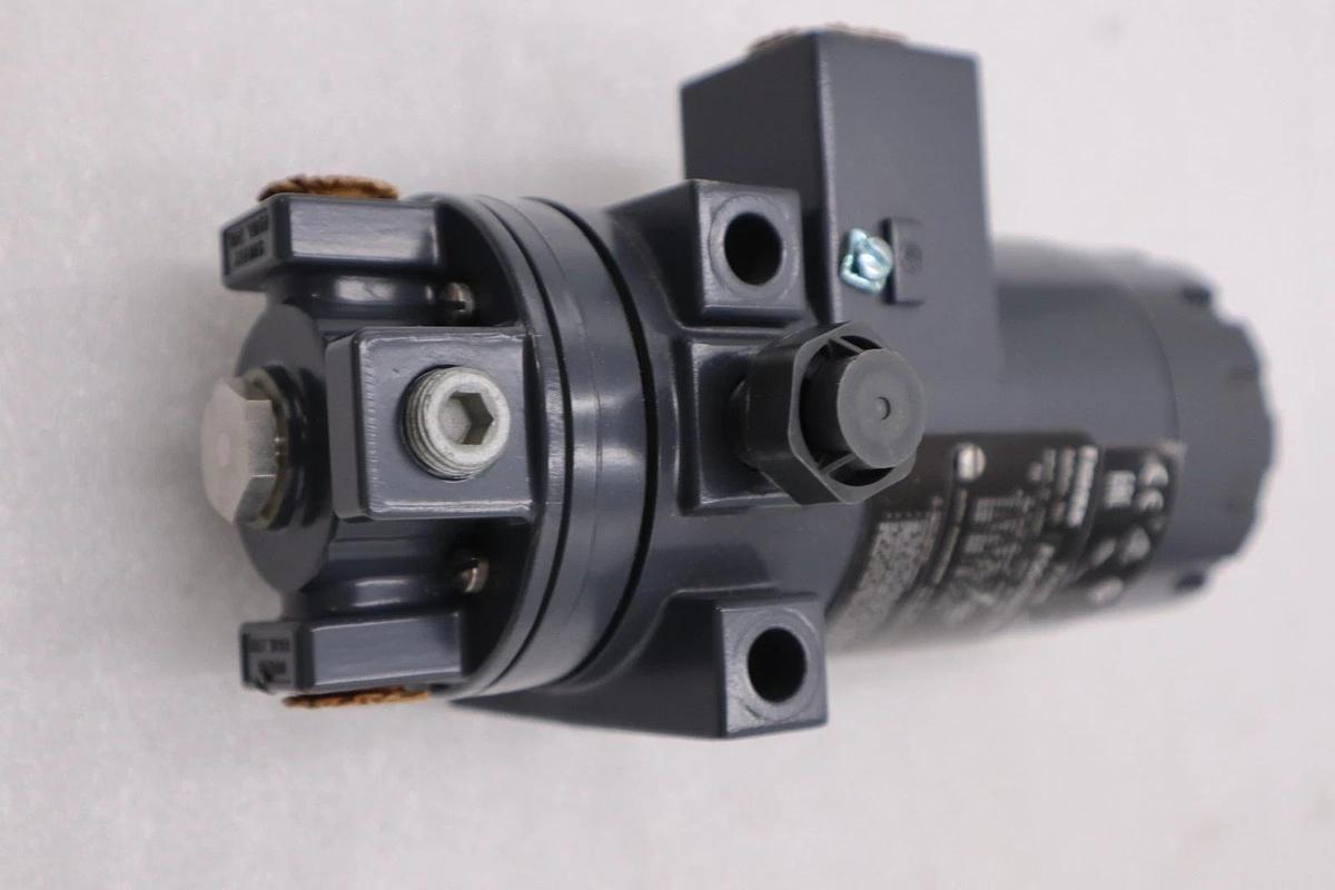 Fisher Type 646/ F001537384 20 mADC 30 VDC Transducer STOCK H1516