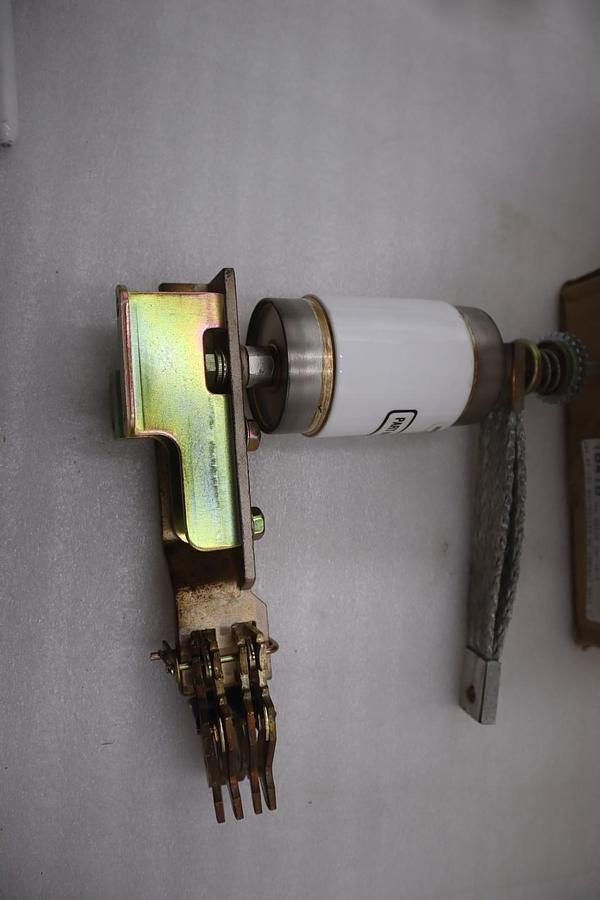2147A47G03 - CUTLER HAMMER VACUUM INTERRUPTER ASSEMBLY KIT - STOCK SGF135