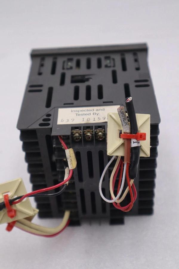 Used DANAHER CONTROLS 1400 PARTLOW 14003000 TEMPERATURE CONTROLLER Stock 5061