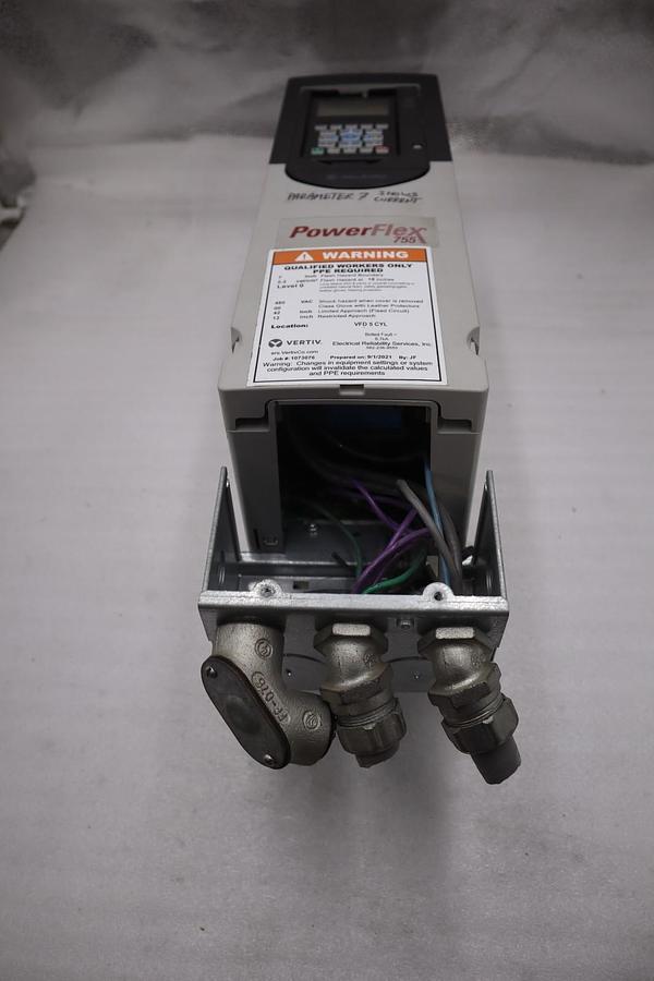 Used ALLEN BRADLEY 20G11ND022JA0NNNNN /A PowerFlex 755 AC DRIVE - STOCK 3731CC