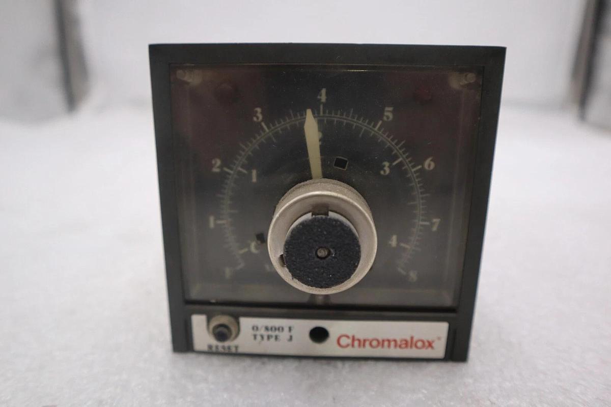 Used CHROMALOX 3800 SERIES CONTROLLER #K-2657