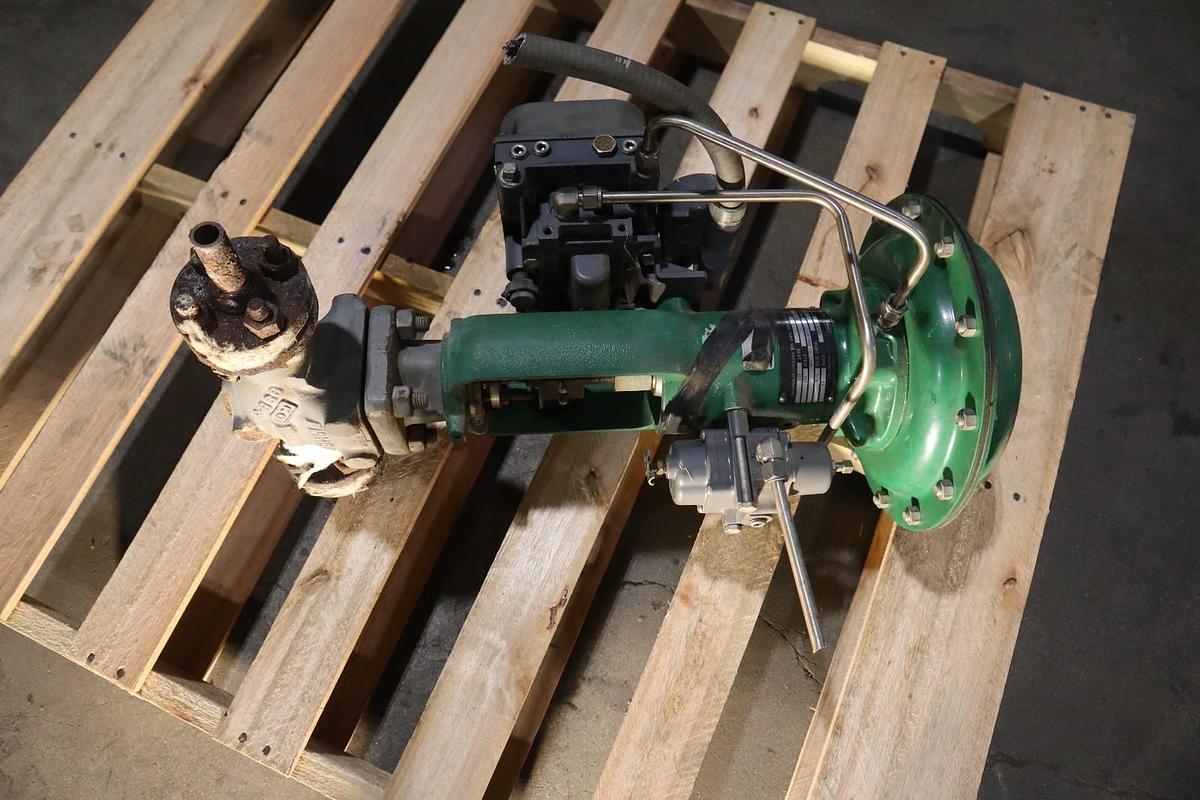 Used Fisher Control Valve Size 1/2 With Type EZ Pneumatic Actuator