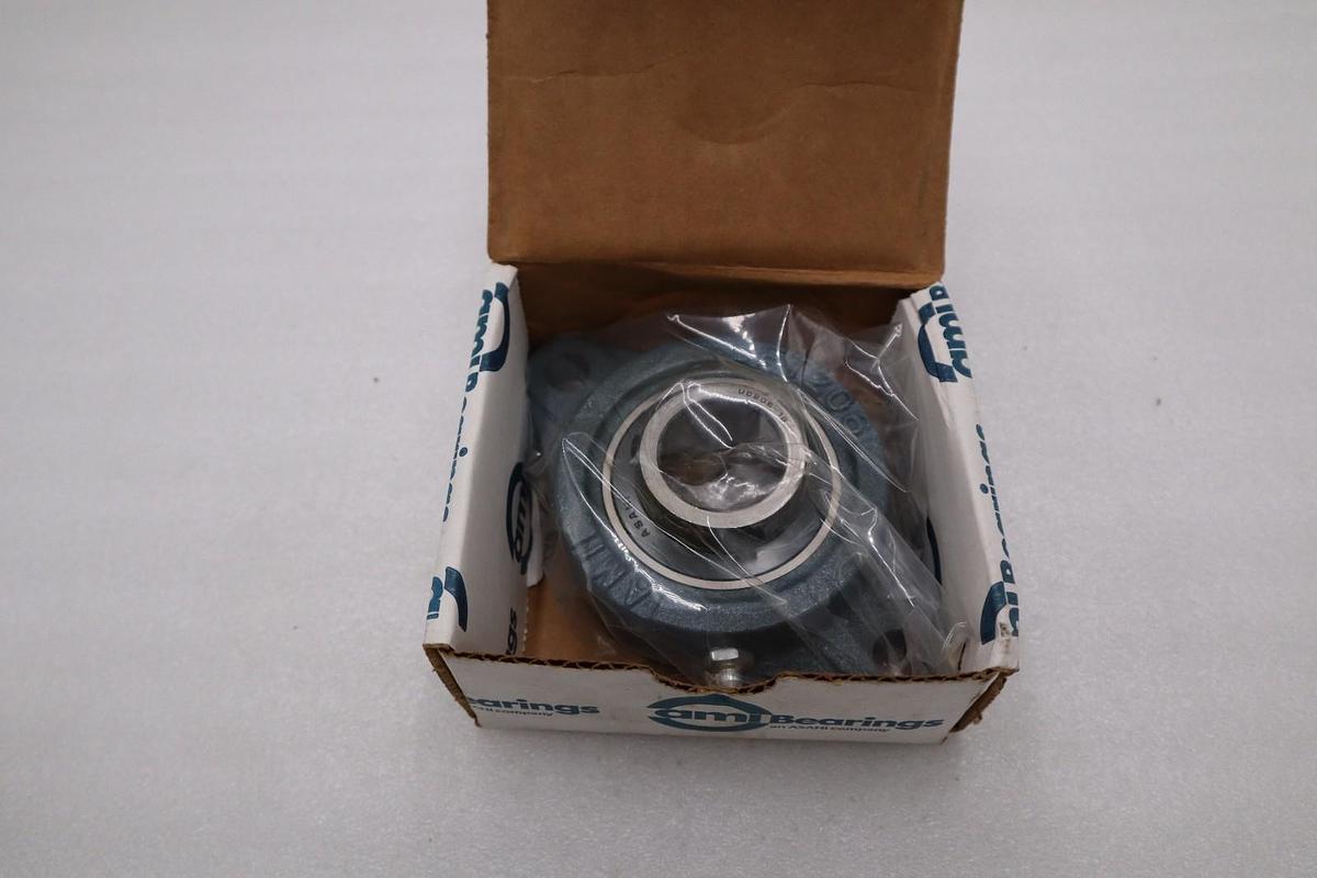 Used UCFT206-18 - AMI SCREW 2-BOLT FLANGE NEW OPEN BOX STOCK H933A