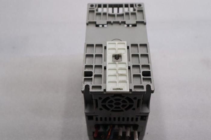 Used ALLEN BRADLEY 22A-D4P0N104 POWERFLEX 4 1.5kW/2.0HP SER A STOCK #890