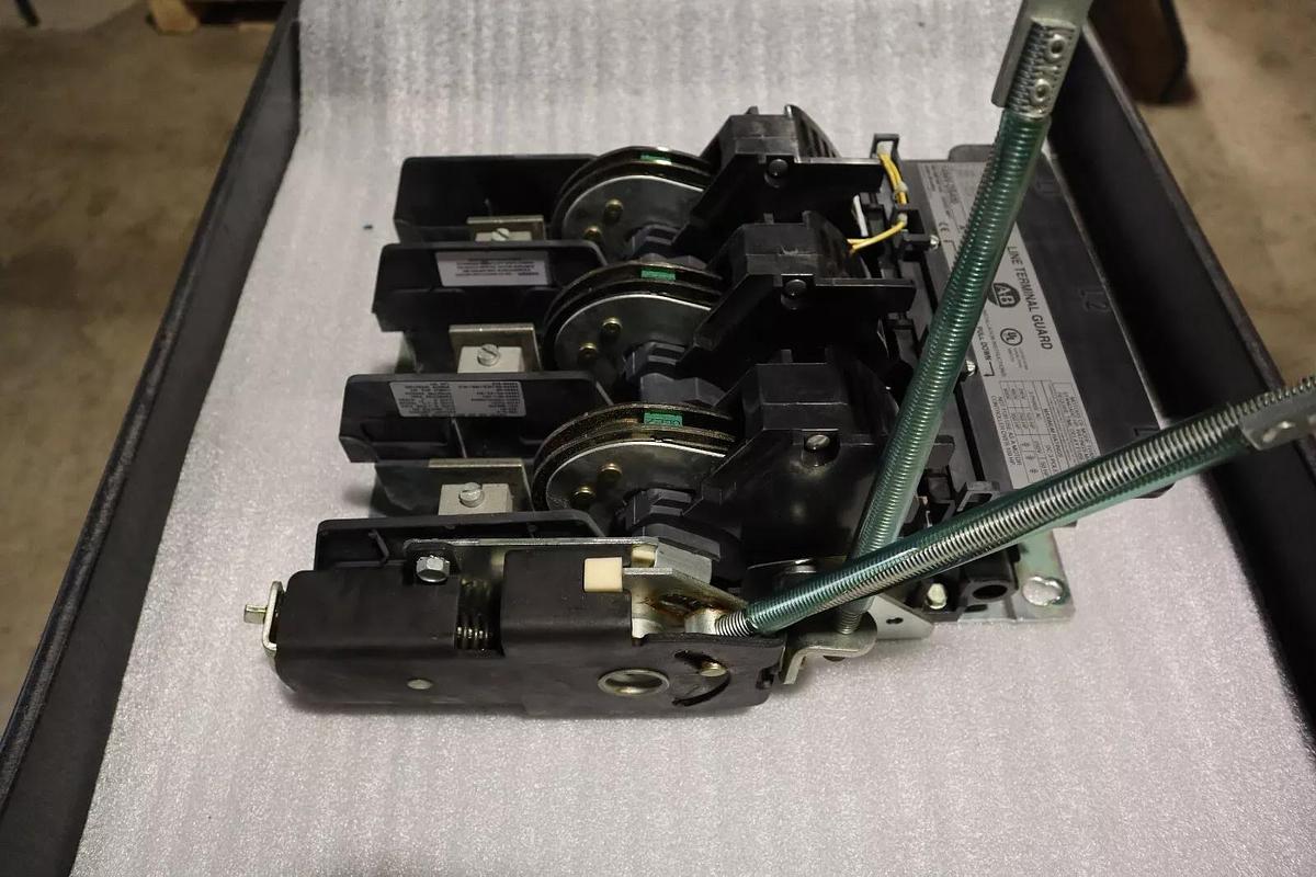Used AB 1494V-DS400 400 AMP VARABLE DEPTH SWITCH ALLEN BRADLEY STOCK 5336