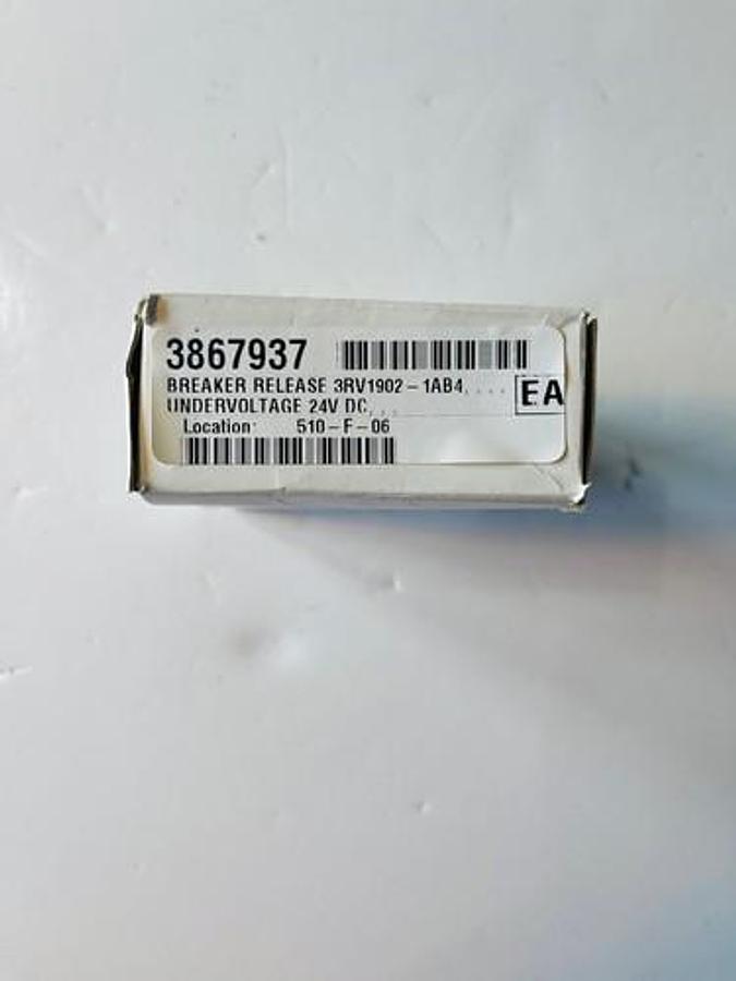 Used Siemens 3RV1902-1AB4 Undervoltage Trigger #K-653