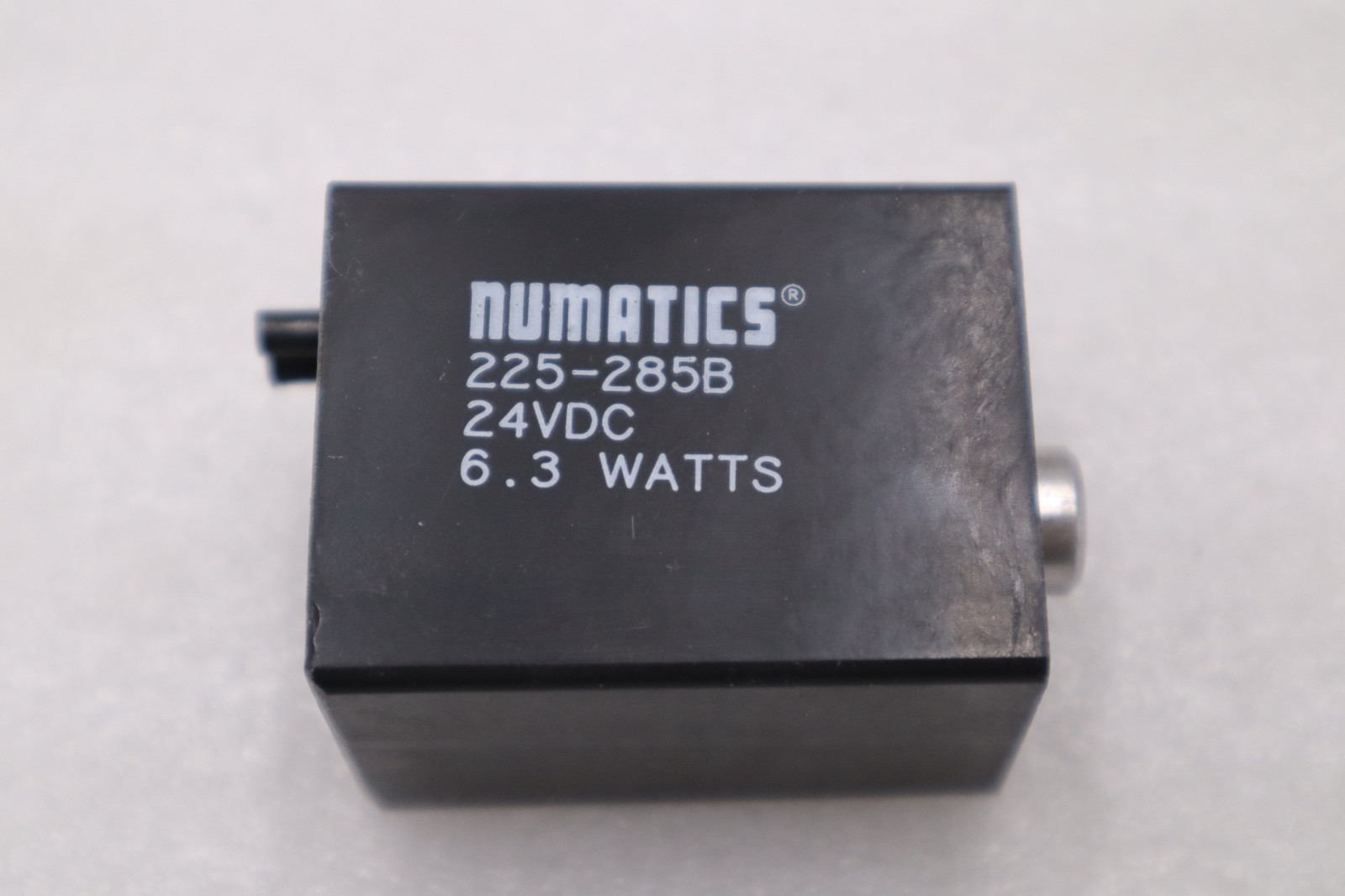 Used NEW OPEN BOX NUMATICS 225-285B SOLENOID VALVE COIL 24VDC 6.3 WATTS STK H1120A