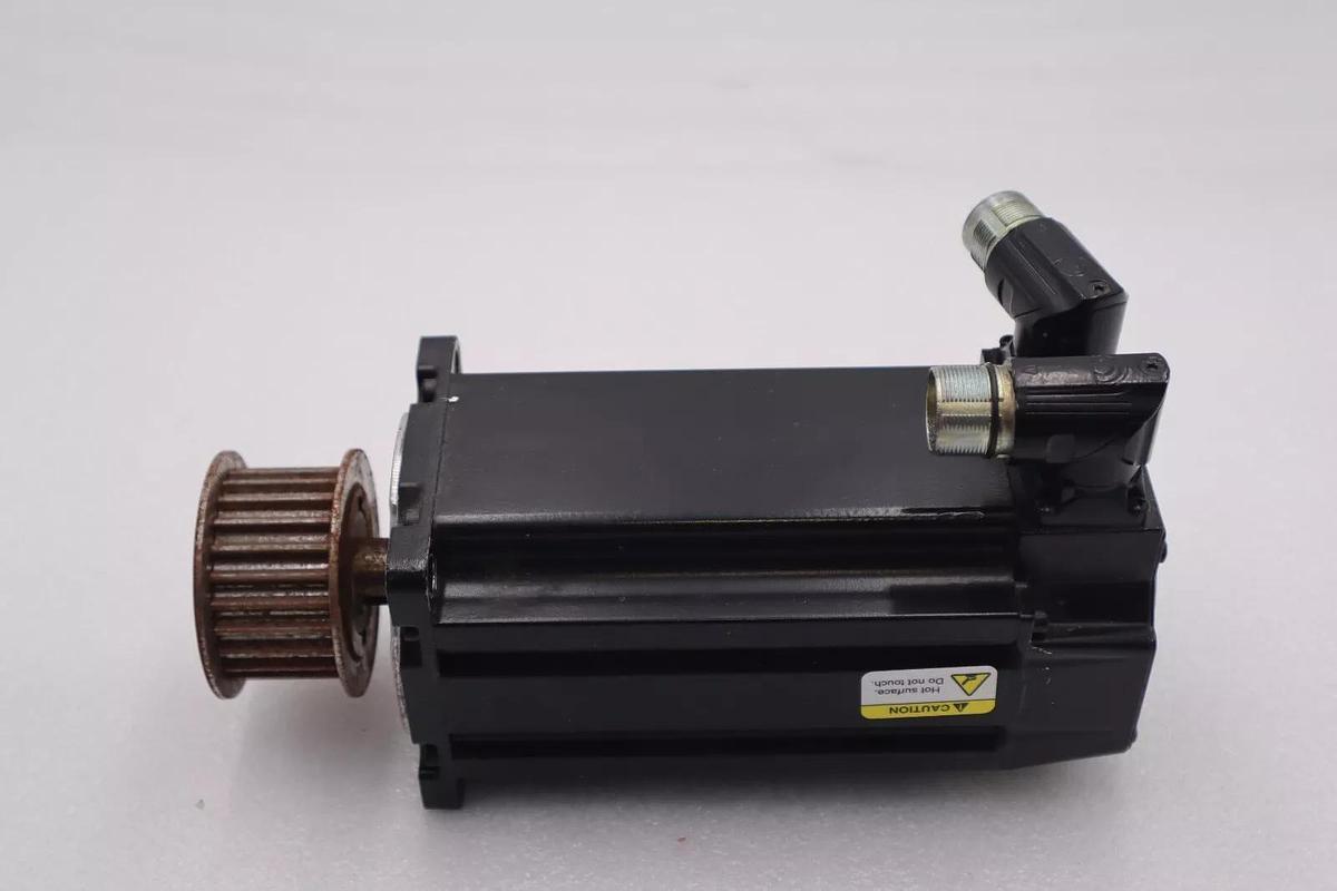 Used ALLEN-BRADLEY MPM-A1153F-SJ72AA SERIES A INVERTER DUTY SERVO MOTOR STOCK #2786