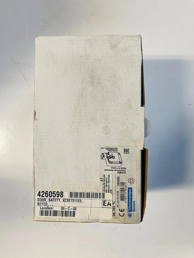 Used SCHNEIDER ELECTRIC XCSE731123 / XCSE731123 #K-323