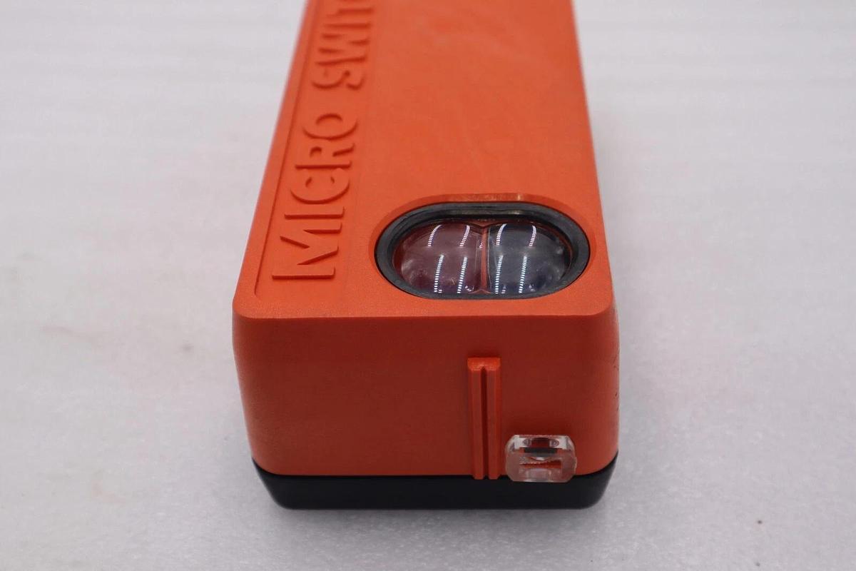 Micro Switch FE-MLS-8B Modulated Photoelectric Control NEW OPEN BOX STOCK L-426C