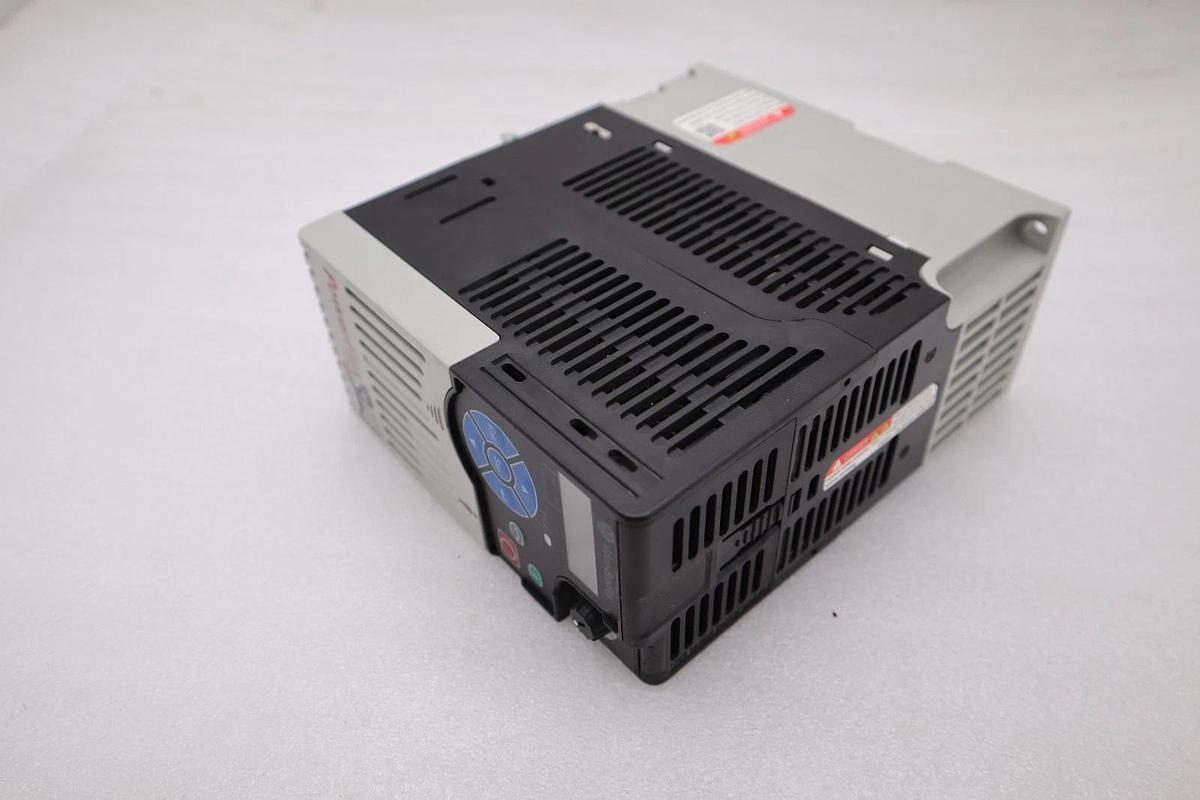 Used USED ALLEN BRADLEY 25B-D2P3N104 POWERFLEX 525 SER. A 1.0HP 25BD2P3N104 #H1403