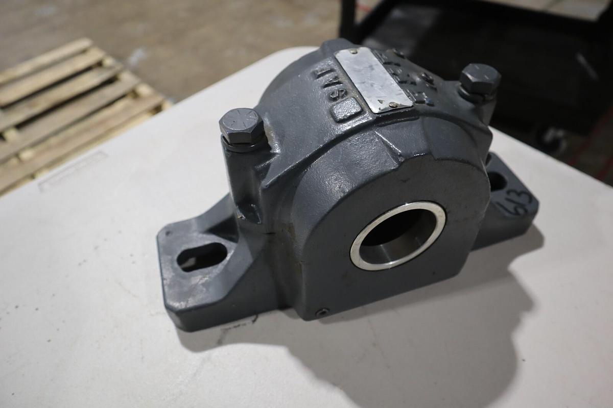 Used SKF - SAF613/ SAF-613 PILLOW BLOCK HOUSING STOCK S-540