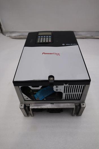 ALLEN BRADLEY 20AD040A0AYNANC0 POWERFLEX 70 30HP AC DRIVE STK 5358