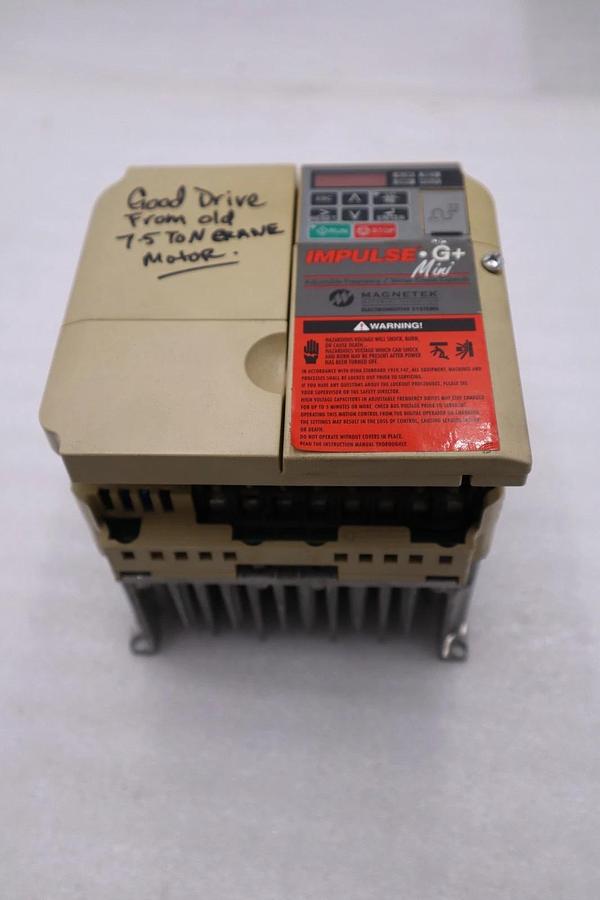 Used YASKAWA ELECTRIC CIMR-VU4A0011BAA 380-480VAC 14.0/10.4A - STOCK 3836CC