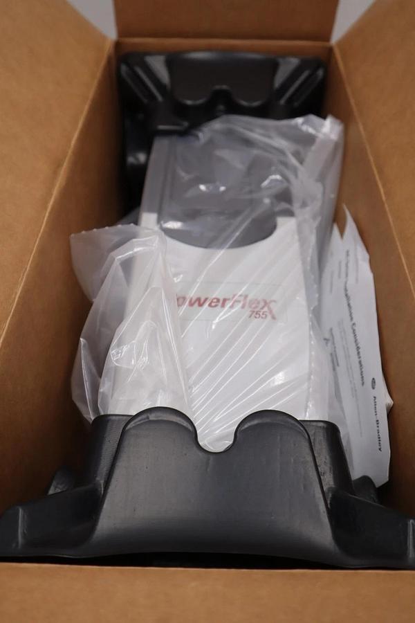 Allen Bradley 20G11ND022JA0NNNNN Powerflex 755 15 hp - NEW IN BOX - STOCK 1703CC