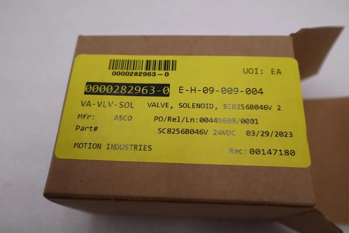 Used NEW ASCO Solenoid Valve SC8256B046V V 120 V-ac 1/8 Npt STOCK G565A