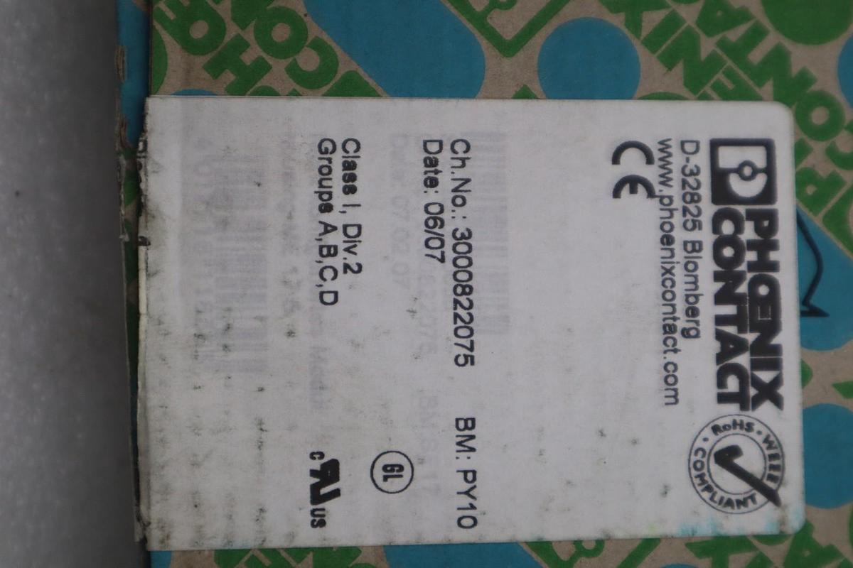 New Phoenix MCR-C-UI-UI-DCI Isolation Amplifier STOCK GF840A