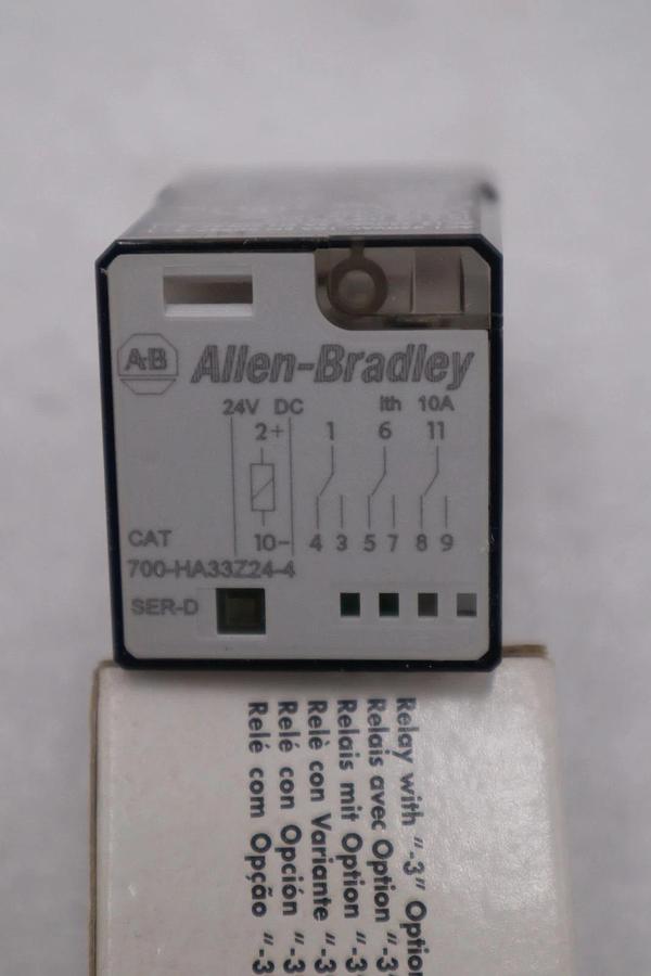 LOT OF 2 - ALLEN BRADLEY 700-HA33Z24-4 RELAY 3 POLE 10A 24V DC STOCK H1593A