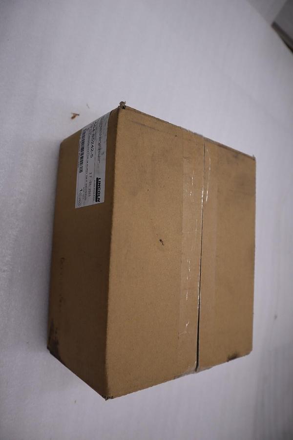 NEW IN BOX Lincoln 664-85242-5 Proximity Switch Kit STOCK H22A
