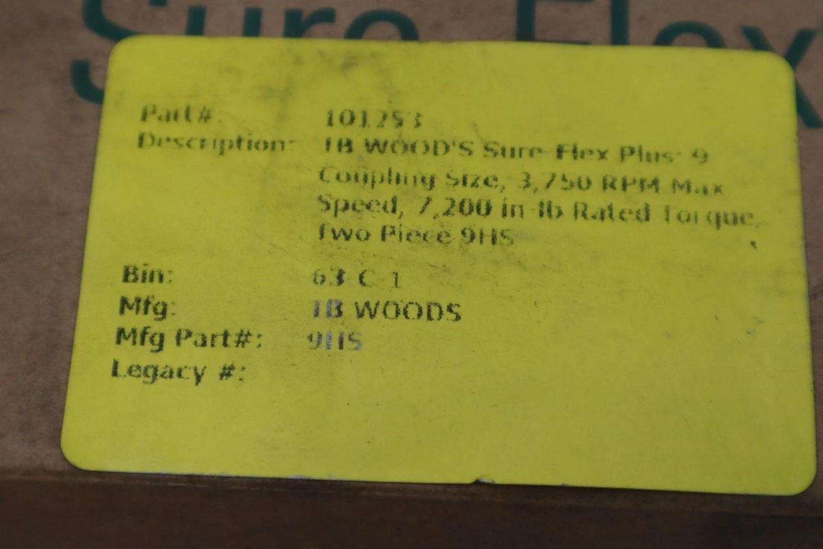 TB WOODS 9HS SPLIT SLEEVE COUPLING INSERT NEW OPEN BOX STK CC143